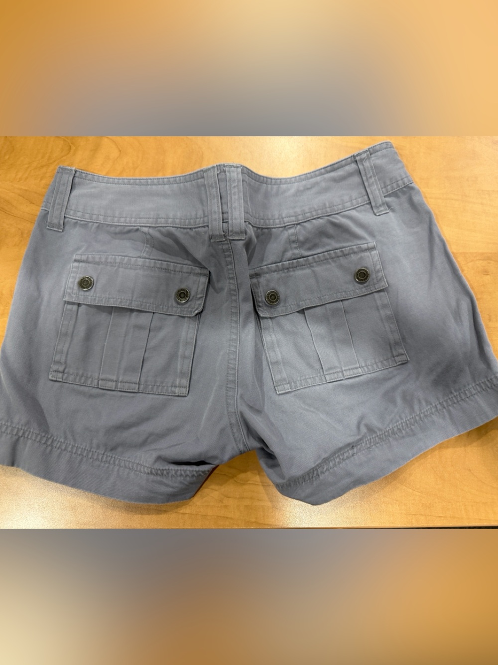 Womenโs Slate Gray Cargo Shorts with Button Flap Pockets